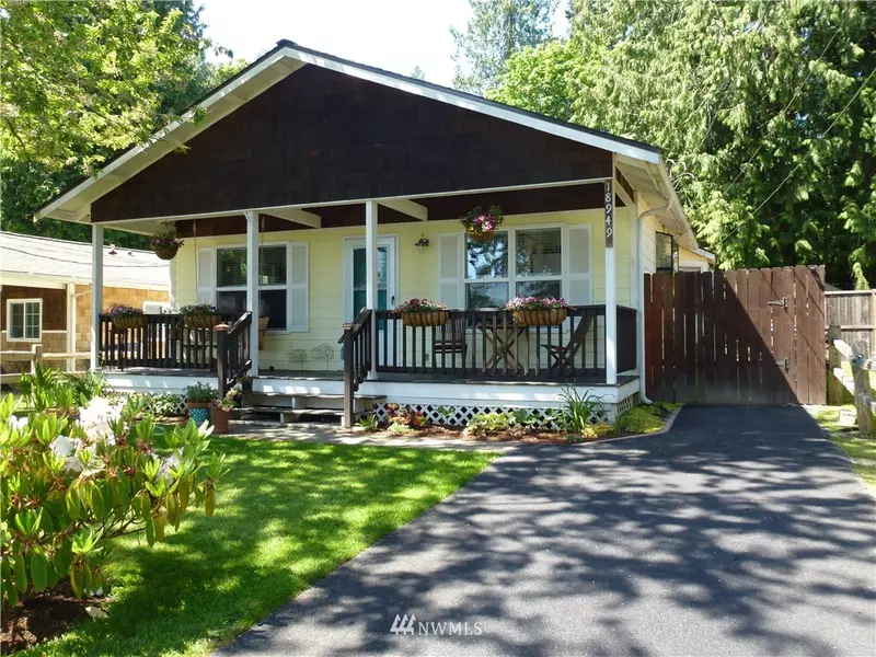 18949 Harris AVE NE, Suquamish, WA 98392