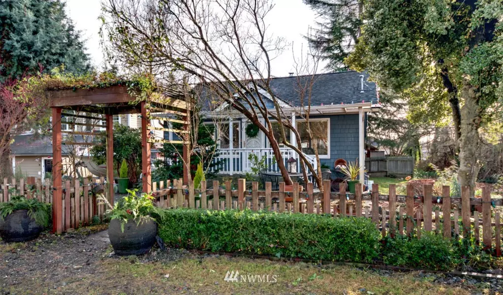 661 11th AVE, Kirkland, WA 98033