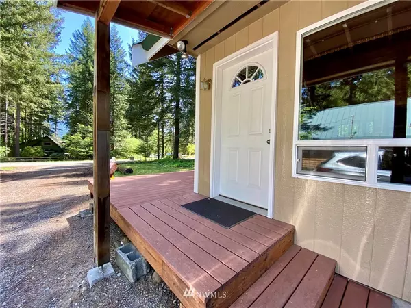 Packwood, WA 98361,107 Tatoosh TRL