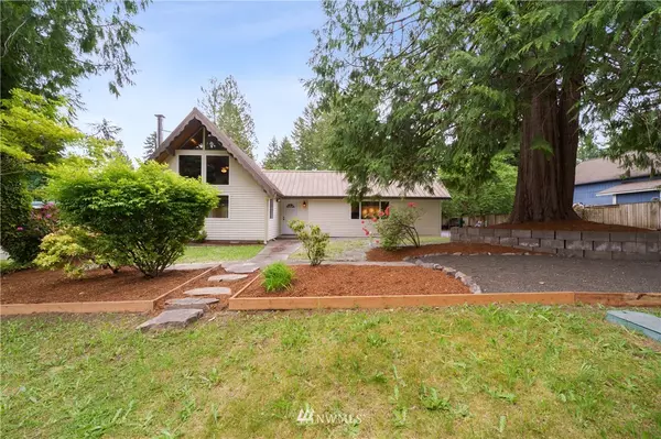 Olympia, WA 98502,9728 Steamboat Island RD NW