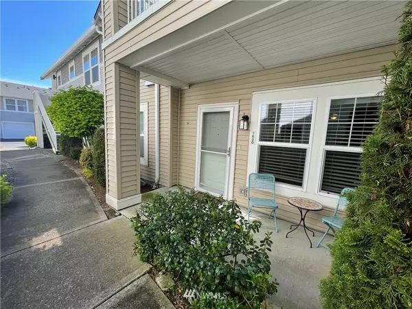 1830 Spencer CT, Dupont, WA 98327