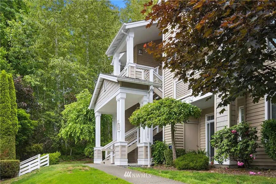 15300 112th AVE NE #C202, Bothell, WA 98011