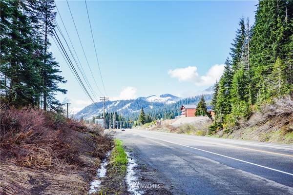 17 XX State Route 906, Snoqualmie Pass, WA 98068