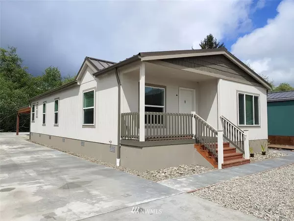 2010 Broadway AVE #8, Hoquiam, WA 98550