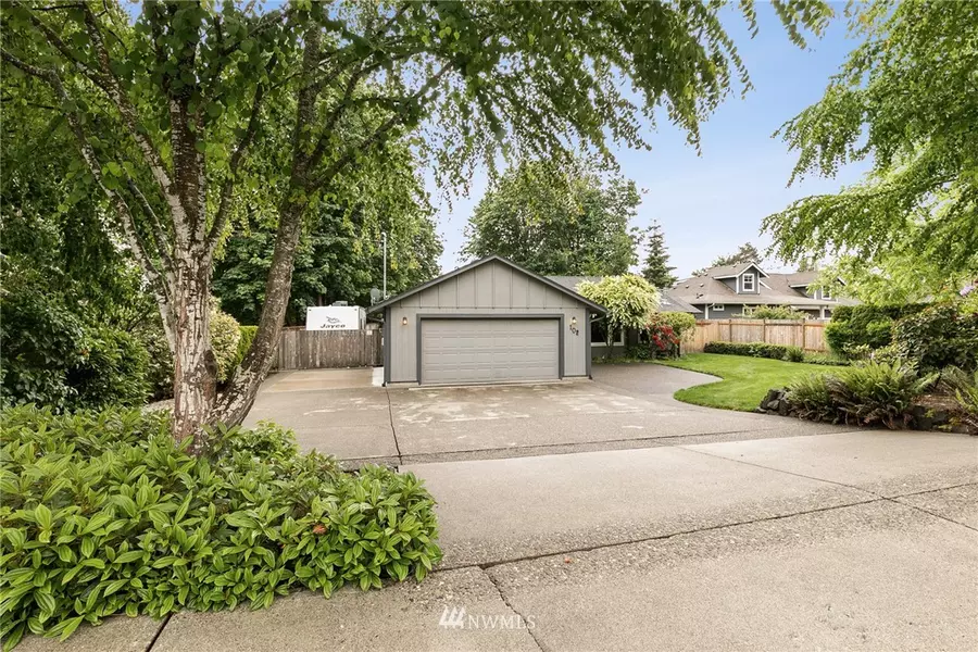 102 SW 3rd Ave, Tumwater, WA 98512