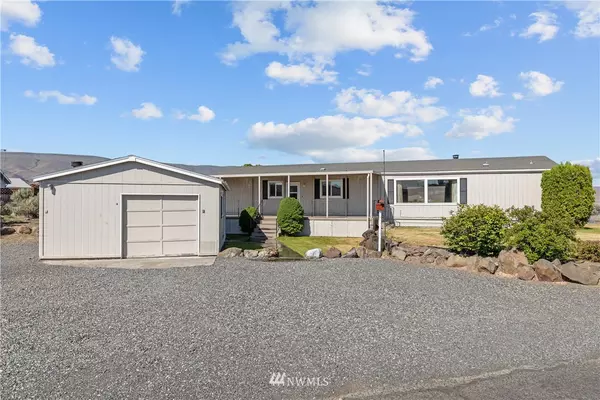 228 Sunshine CIR SW, Mattawa, WA 99349