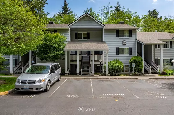 23315 Cedar WAY #M202, Mountlake Terrace, WA 98043