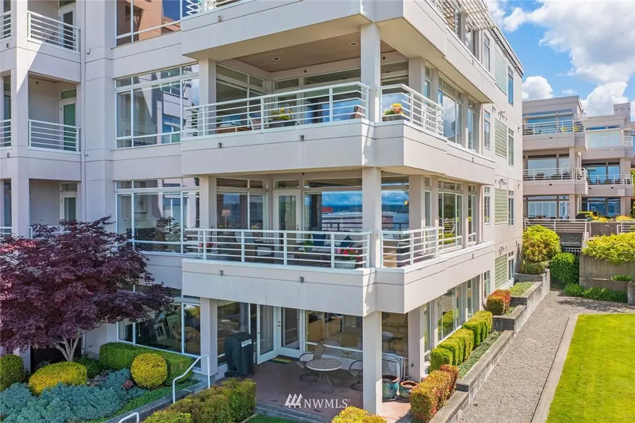 225 2nd ST S #D-3, Kirkland, WA 98033