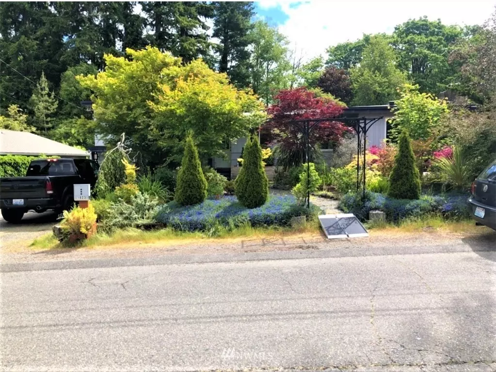 Tacoma, WA 98466,1923 Crystal Springs RD