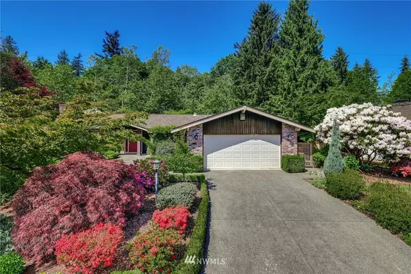 8801 SE 56th ST, Mercer Island, WA 98040