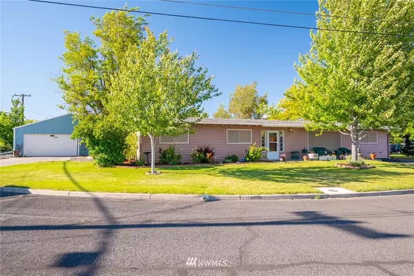 Moses Lake, WA 98837,544 Castle DR