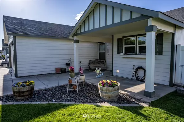 Moses Lake, WA 98837,1408 E Megan DR