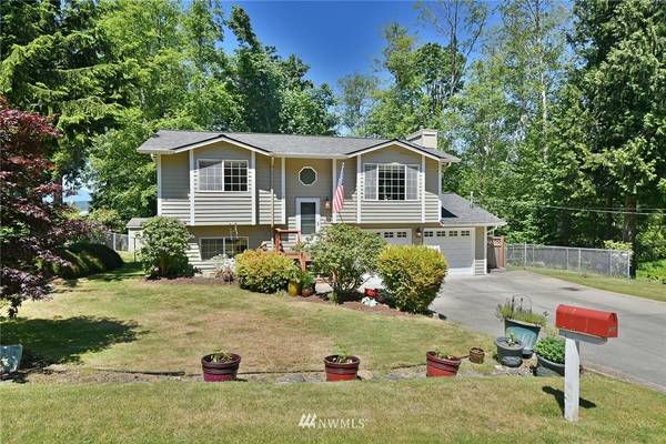 1924 NW Russell ST, Poulsbo, WA 98370