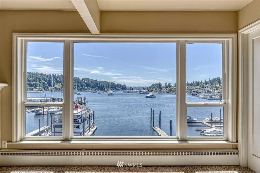 8815 N Harborview DR, Gig Harbor, WA 98332