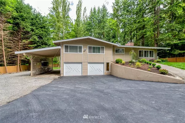 Edmonds, WA 98026,11828 Clearview DR