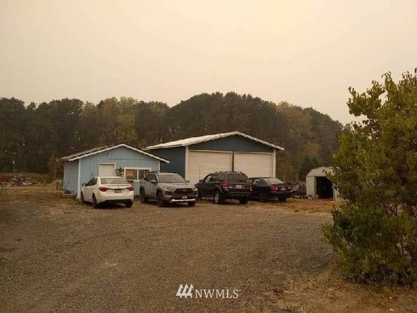 110 Eternity LN, Toledo, WA 98591