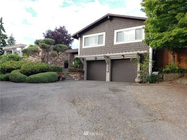 6226 82nd AVE SE, Mercer Island, WA 98040