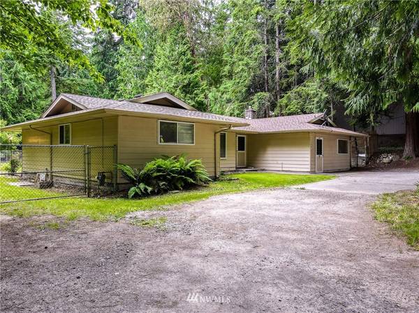 2171 NE Winters RD, Bremerton, WA 98311