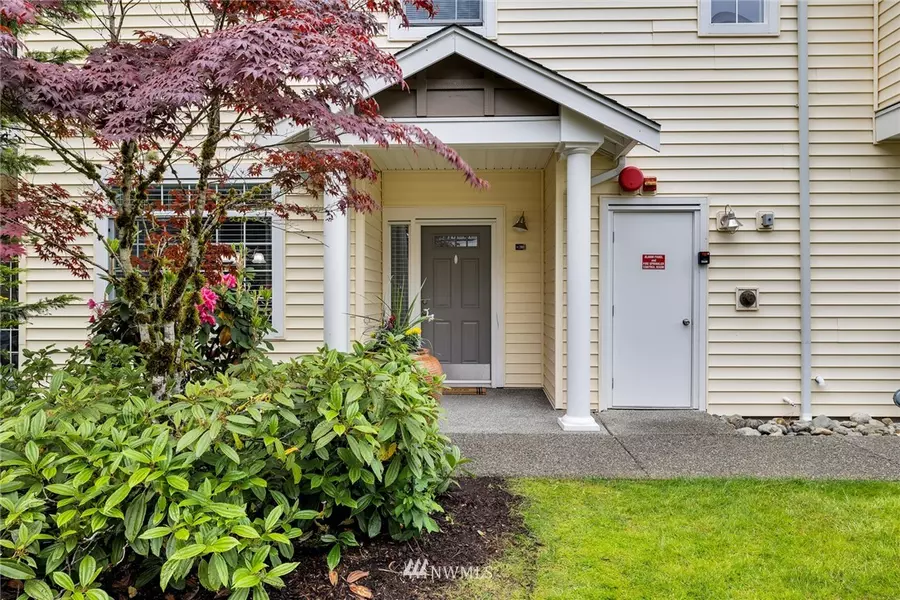 1855 Trossachs BLVD SE #901, Sammamish, WA 98075