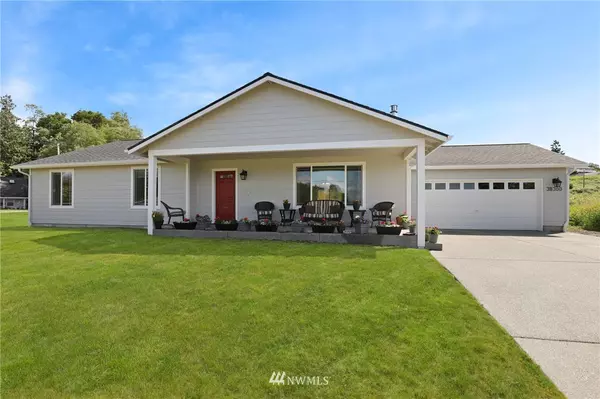 38300 Buck RD NE, Hansville, WA 98340