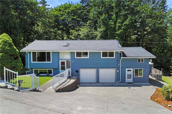 17239 124th AVE NE, Bothell, WA 98011