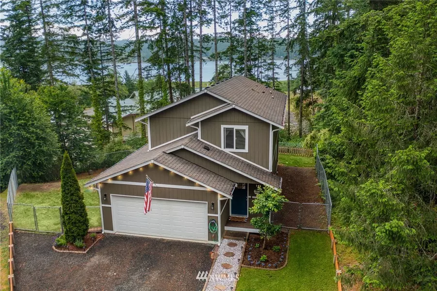 112 NE Larson Lake RD, Belfair, WA 98528