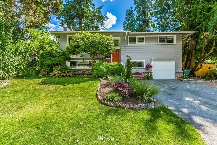 16501 NE 28th ST, Bellevue, WA 98008