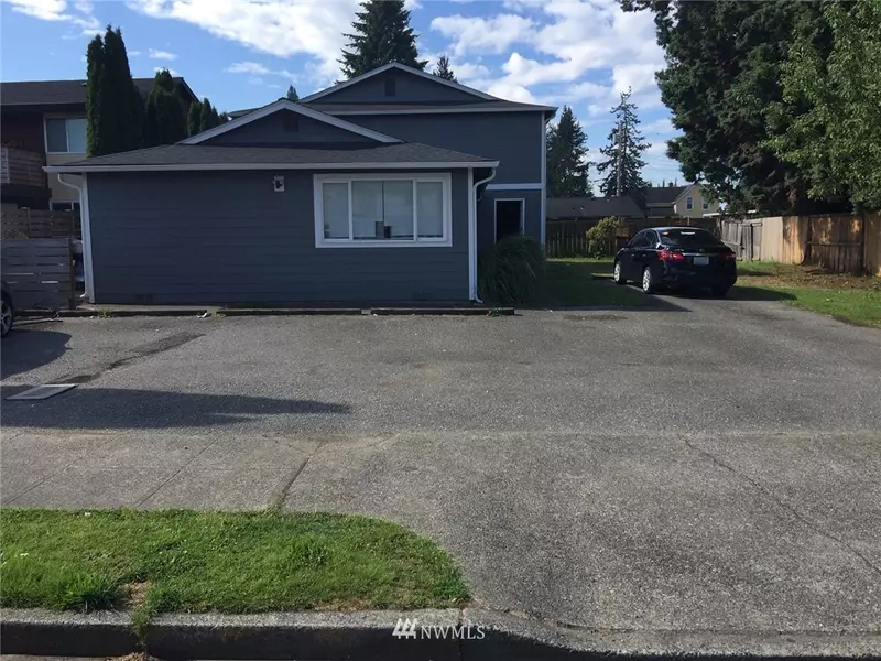 1112 10th ST, Marysville, WA 98270