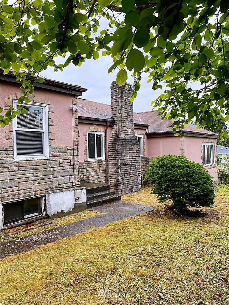 8016 S Beacon AVE, Seattle, WA 98118