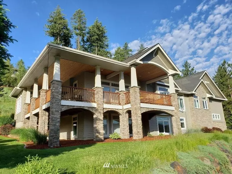 11329 N Lloyd Charles LN, Spokane, WA 99218