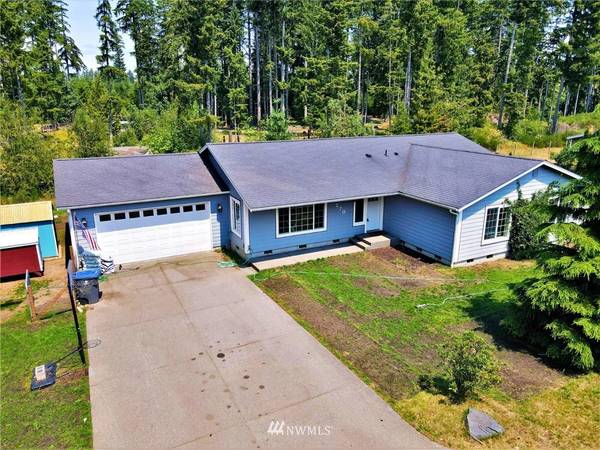 270 NE Chinook DR, Belfair, WA 98528