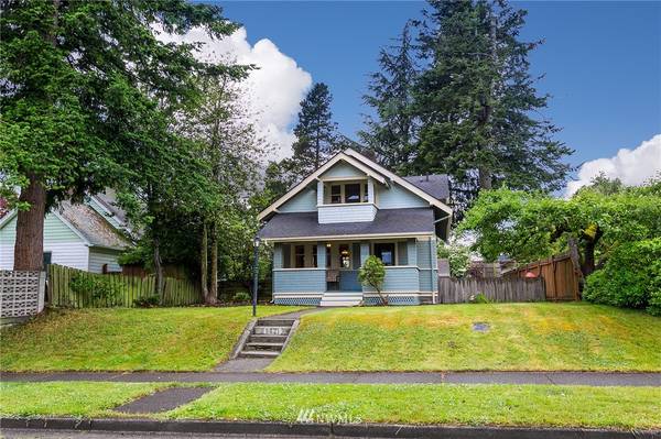 2621 Franklin ST, Bellingham, WA 98225