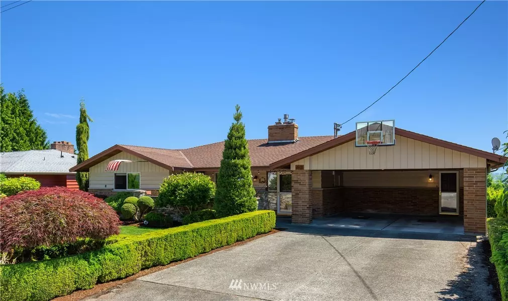 4931 View DR SE, Everett, WA 98203