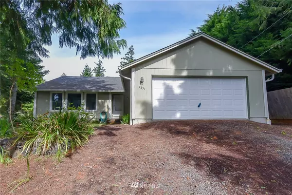 9837 Overlook DR NW, Olympia, WA 98502