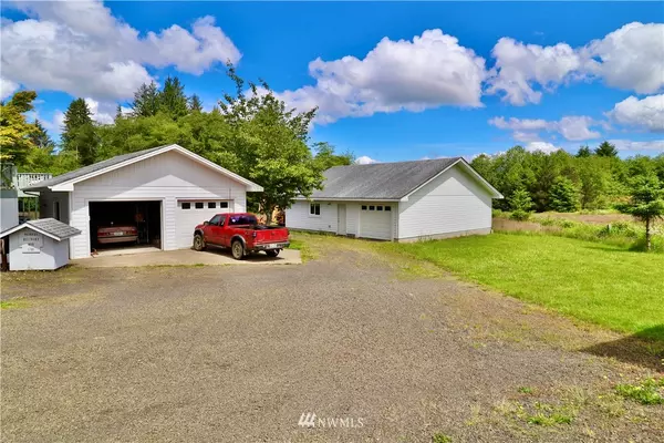 Raymond, WA 98577,1707 Fowler RD