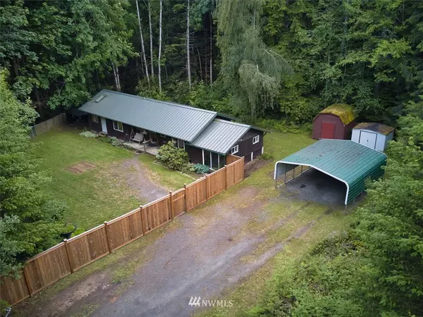 Quilcene, WA 98376,371 Wildwood RD