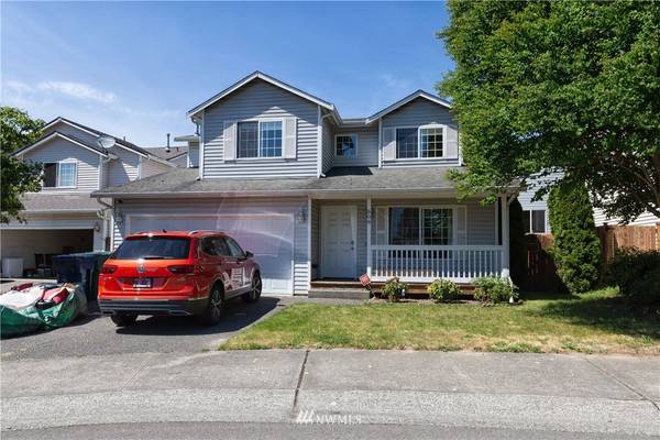 808 210th PL SW, Lynnwood, WA 98036