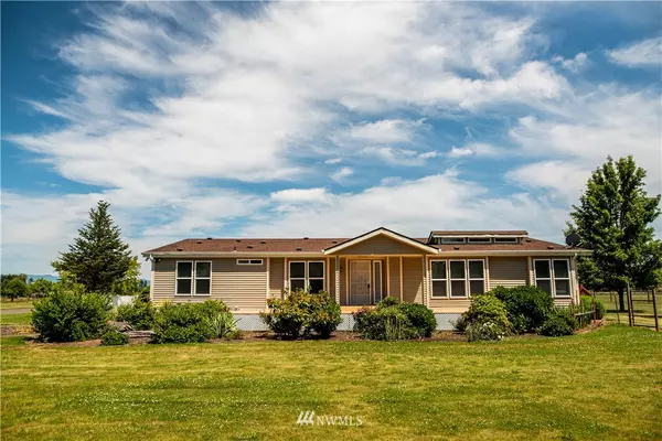 155 Jem Mar LN, Ethel, WA 98542