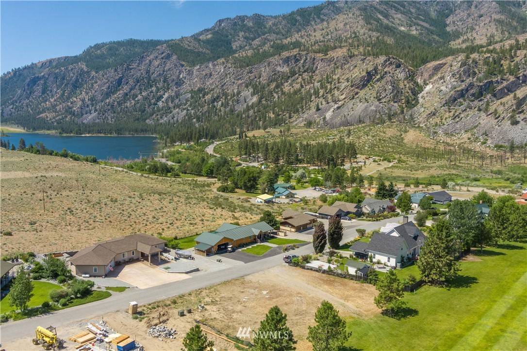 55 Long DR, Pateros, WA 98846