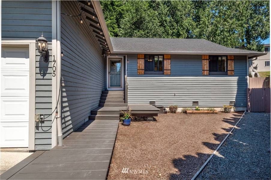 1705 174th PL SE, Bothell, WA 98012