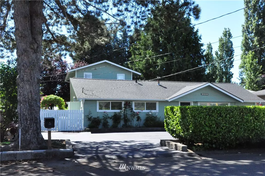 Renton, WA 98056,10303 128 AVE SE