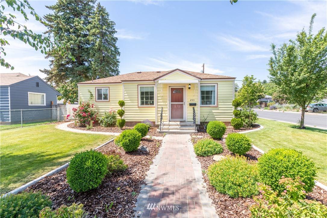 203 D ST SW, Ephrata, WA 98823