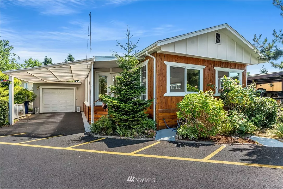 Lynnwood, WA 98087,14322 Admiralty Way #126