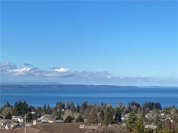 1226 Skyline DR, Edmonds, WA 98020