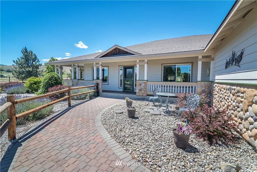 61 Meadow View DR, Ellensburg, WA 98926