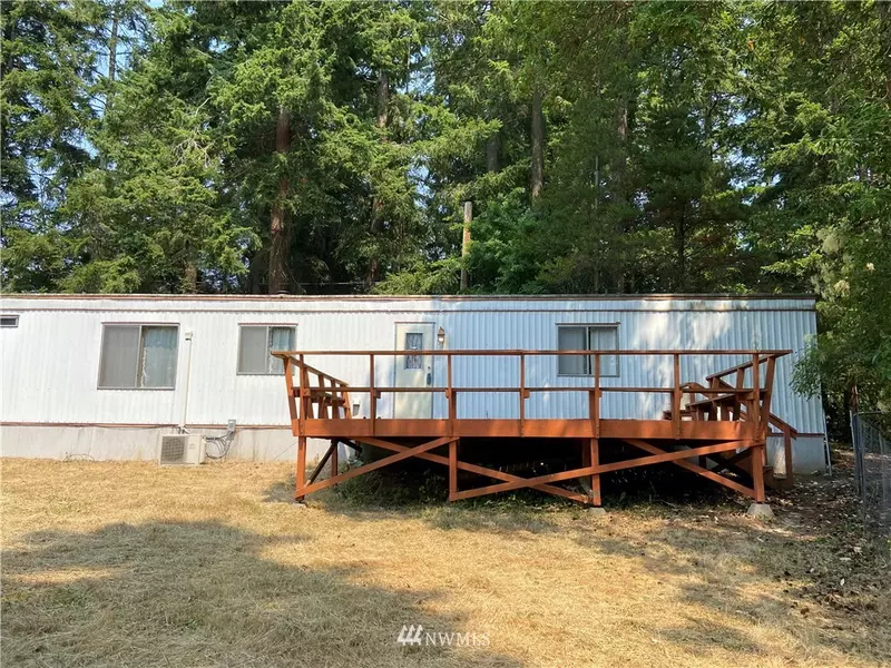 528 Kodiak Ave, Camano Island, WA 98282