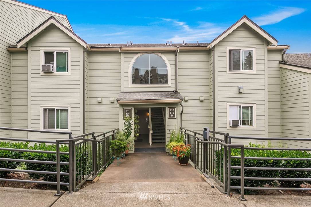 3819 130th LN SE #E7, Bellevue, WA 98006