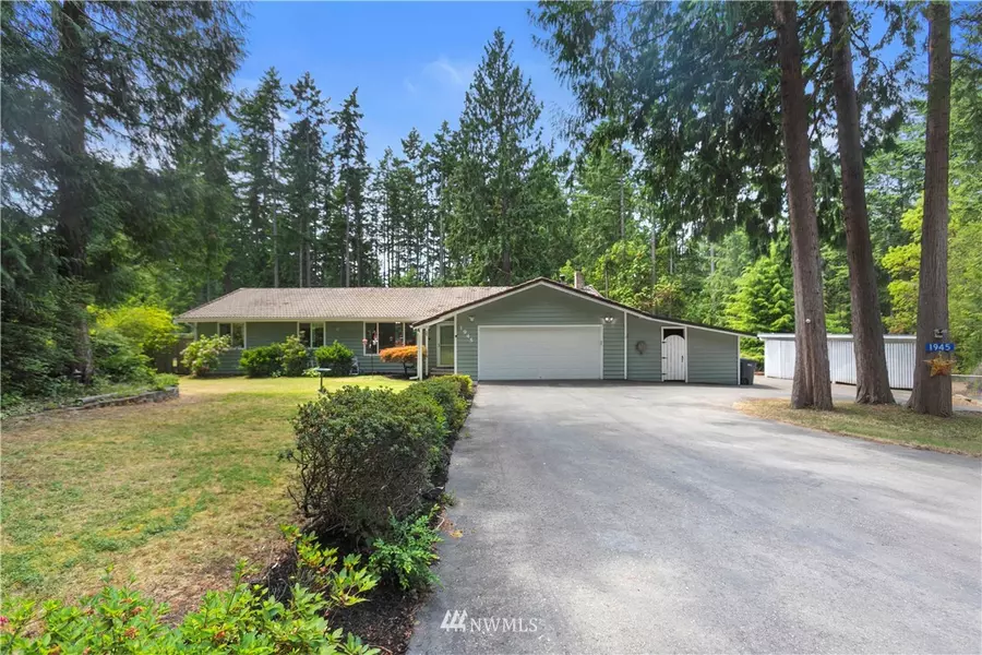 1945 NW Lucky LN, Silverdale, WA 98383