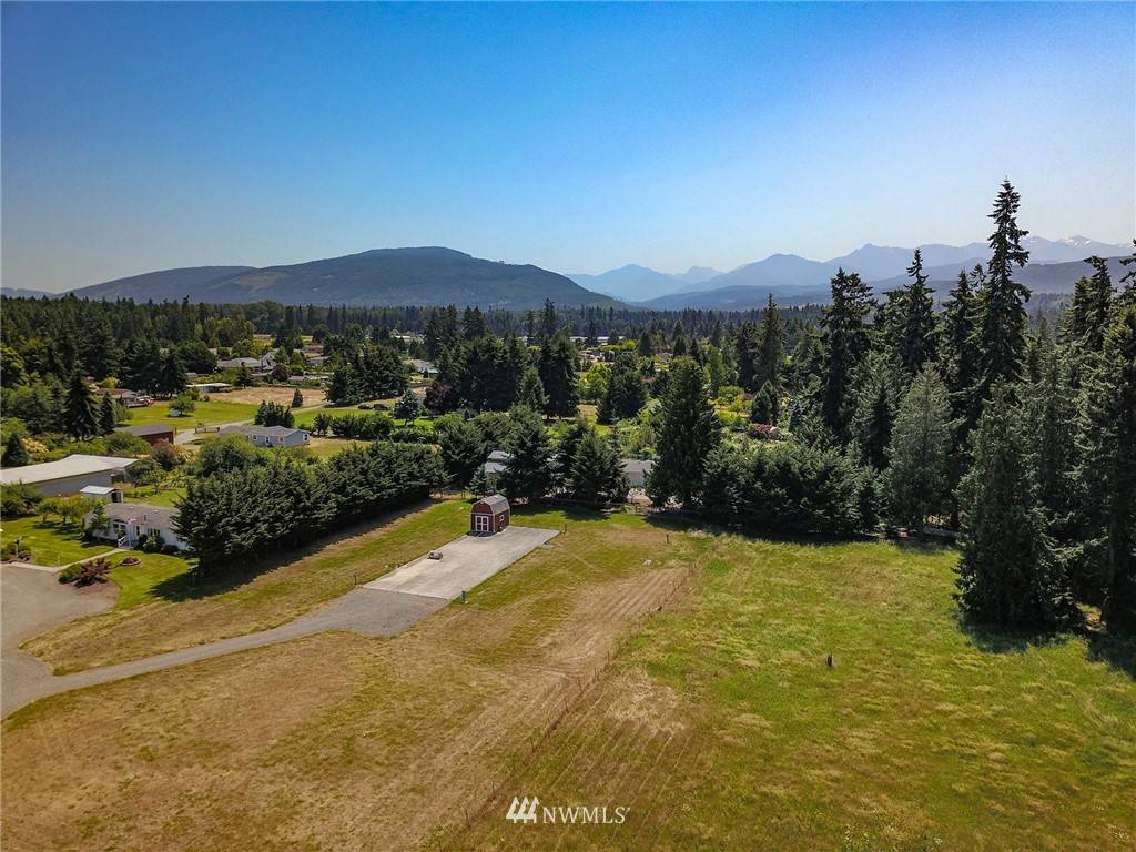 202 Klahn Country RD, Sequim, WA 98382