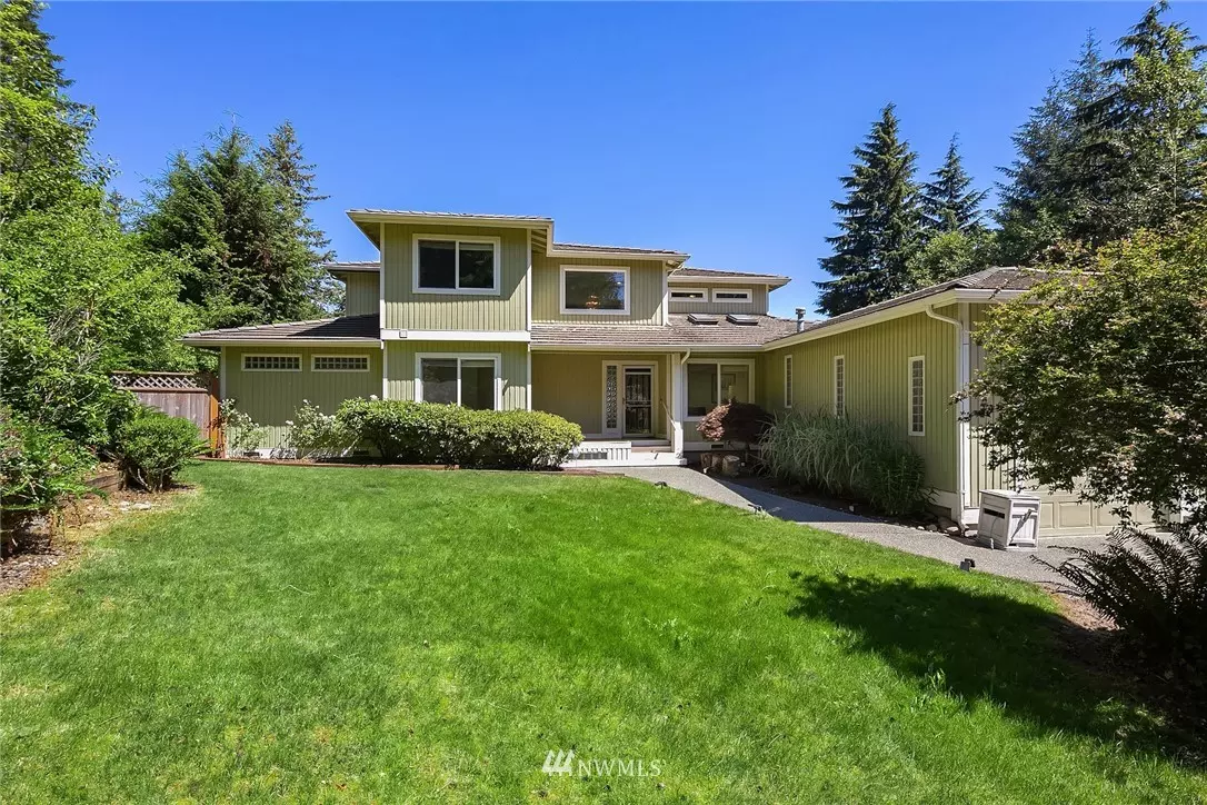Snoqualmie, WA 98065,37124 SE 92nd ST